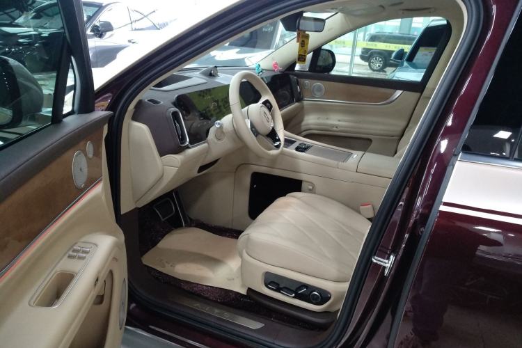 Used Hima AITO M9 2025 Extended-Range Ultra Version 52 kWh 6-Seater