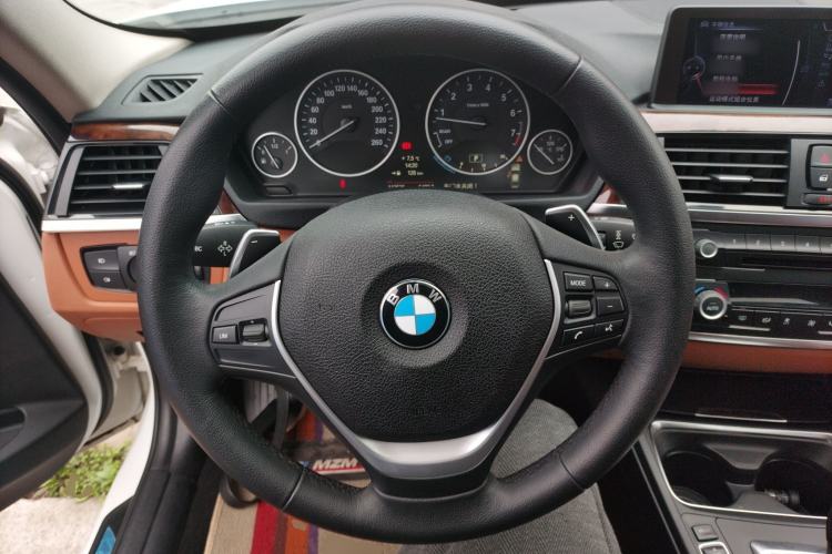 Used BMW 3 Series 2014 320Li Luxury Design Package
