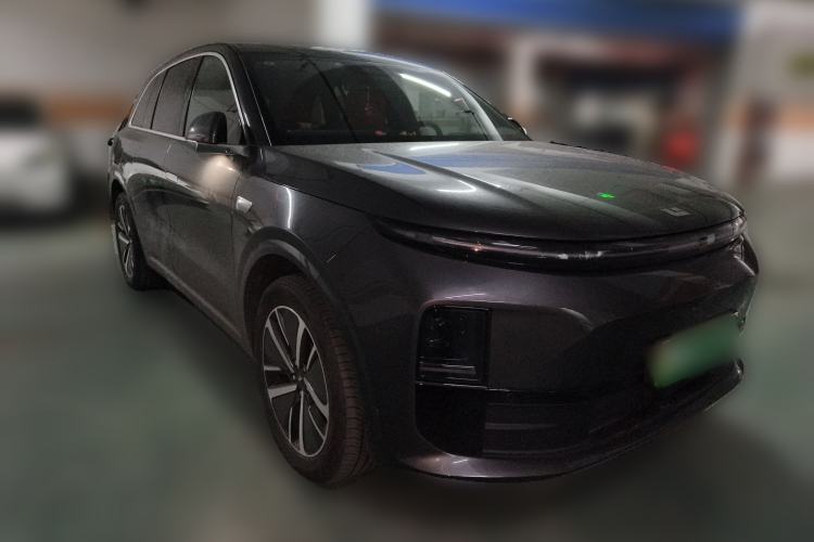 Used Li Auto L6 2024 Pro Model Front Right 45 Deg