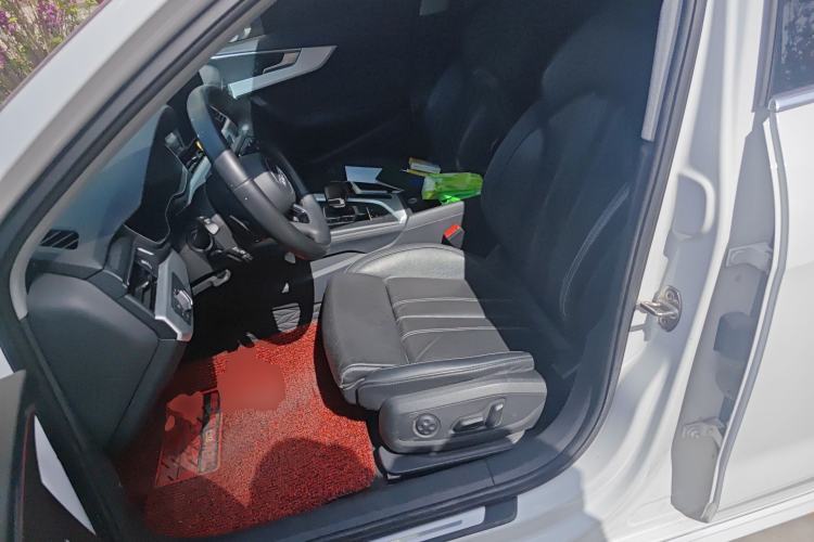 Used Audi A4L 2022 40 TFSI Fashion Dynamic Model Left Front Seat