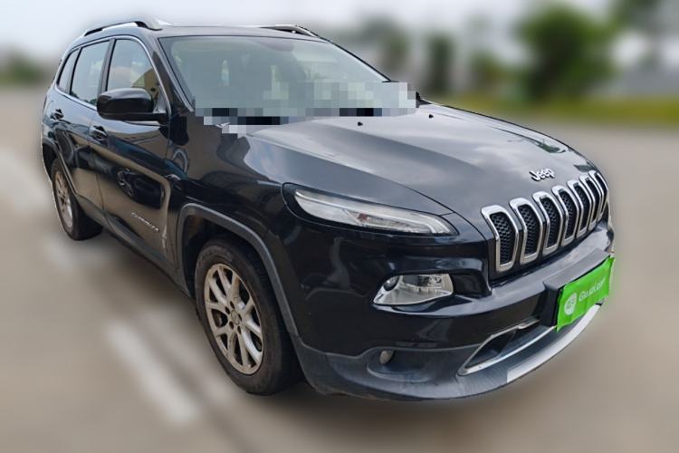 Used Jeep Cherokee 2017 2.4L Leading Smart Edition
