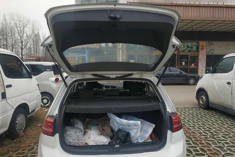 Used Volkswagen Golf 2016 1.6L Automatic Comfort Model
