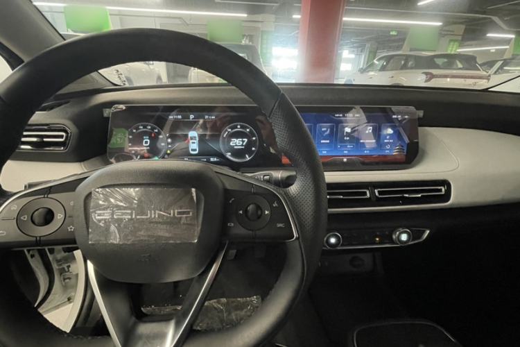 Used BAIC Beijing EU5 PLUS 2023 R600 Premium Edition