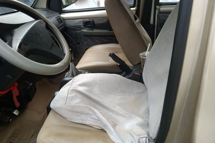 Used Wuling Rongguang 2014 1.2L S Standard Model Left Front Seat
