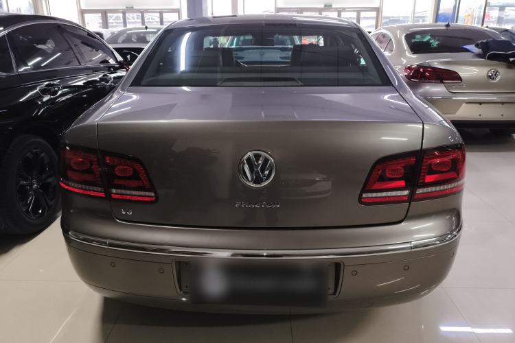Used Volkswagen Phaeton 2012 3.0L Executive Version
