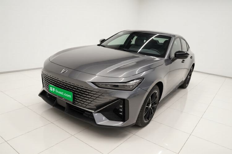 Used CHANGAN UNI-V iDD 2023 ZhiDian iDD 1.5T 113km Smart & Fun Version