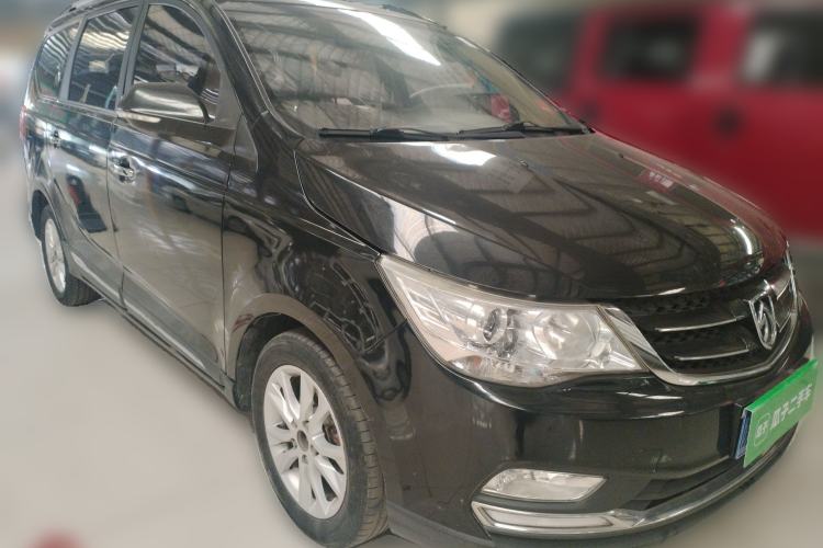 Used Baojun 730 2016 1.8L iAMT Comfort Version 7 Seats Front Right 45 Deg
