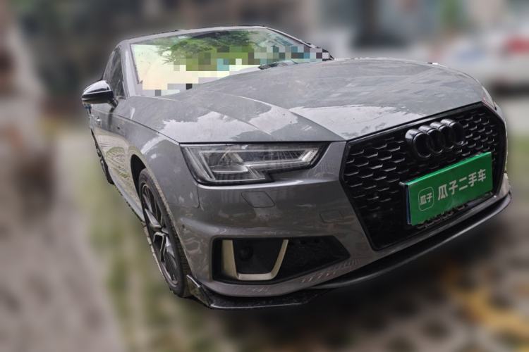 Used Audi A4L 2019 40 TFSI Fashion Edition China VI Emission Standard Front Right 45 Deg