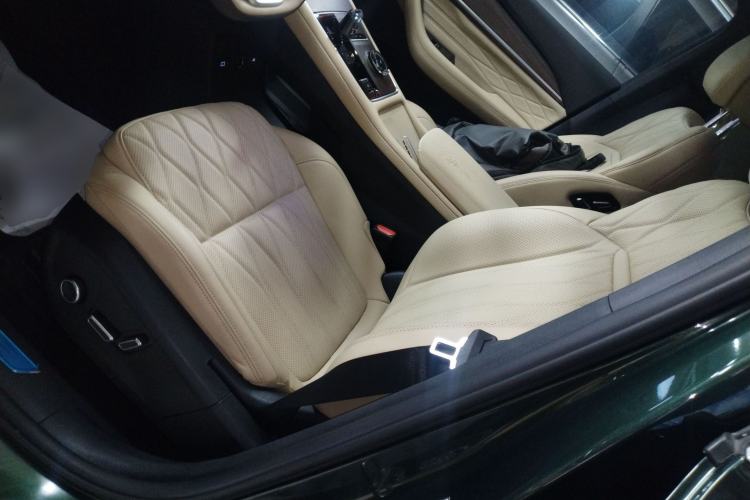 Used Geely Auto Monjaro L 2025 Dongfang Yao 2.0TD Automatic All-Wheel-Drive Wangyue Edition
