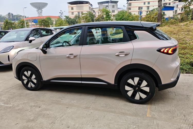 Used Wuling Bingo S 2025 Model 325km Deluxe Edition