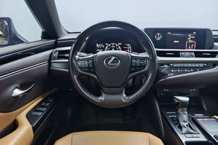 Used Lexus ES 2020 200 Excellence Edition Steering Wheel