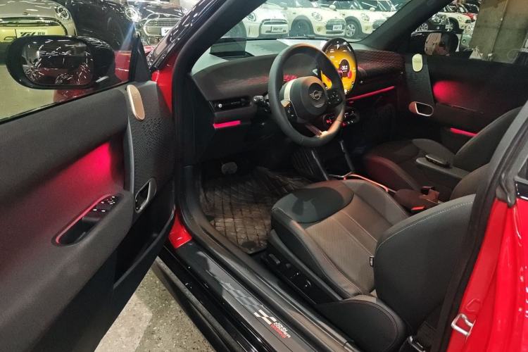 Used MINI Electric COOPER 2024 452km COOPER SE Racing Driver
