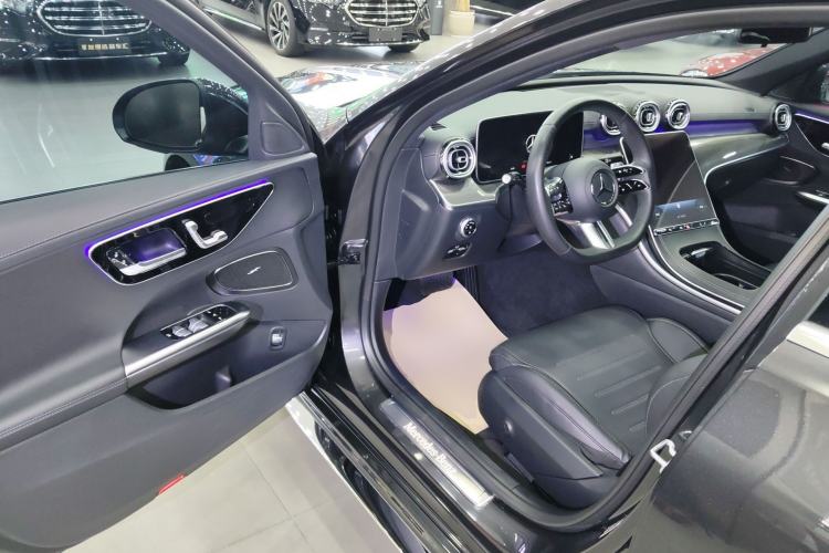 Used Mercedes-Benz C-Class 2023 Second Facelift C 260 L Sport Edition Driver Seat
