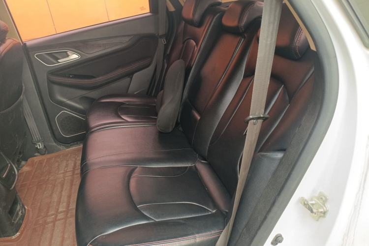 Used Baojun 560 2016 1.8L Manual Comfort Edition