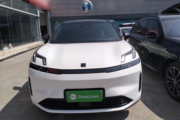 Used Lynk & Co 08 EM-P 2025 120km Long-Range Pro