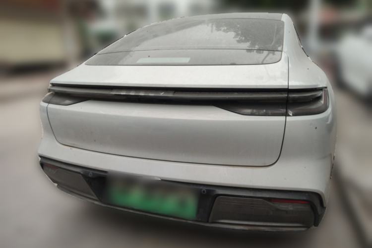 Used Geely Galaxy E8 2024 550 km Range Rear-Drive MAX
