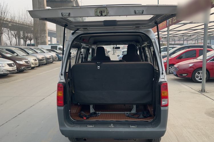 Used Wuling Zhiguang 2023 1.5L Practical Version 5/7 Seats
