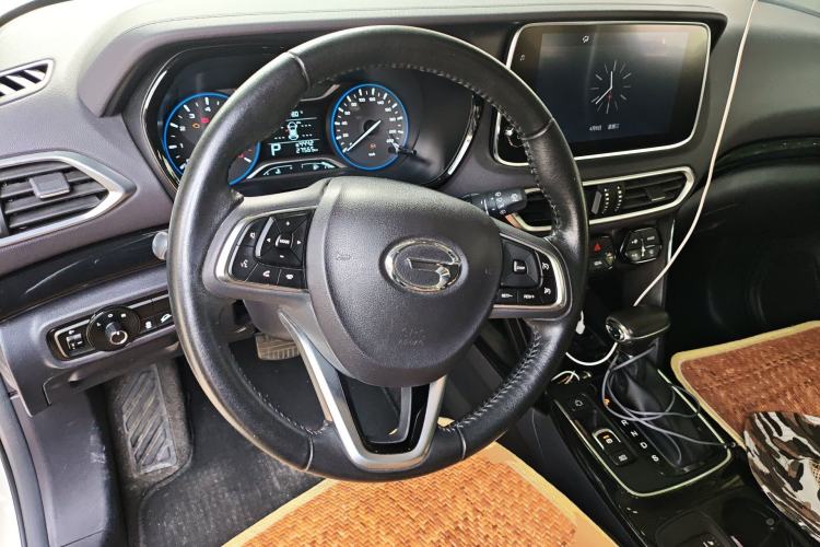 Used GAC Trumpchi GS4 2018 235T Automatic Two-Wheel Drive Luxury Smart Connectivity Millionth Anniversary Edition Steering Wheel