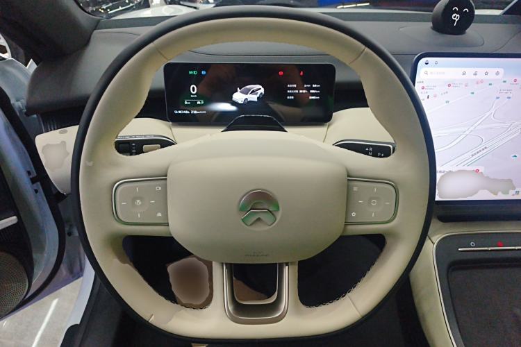 Used Nio ET5T 2025 75 kWh Touring Steering Wheel
