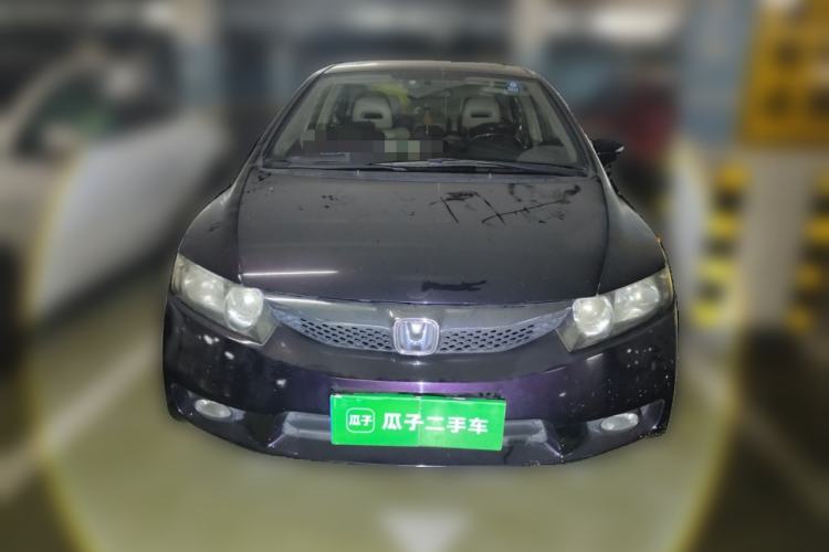 Used Honda Civic 2009 1.8L automatic luxury edition
