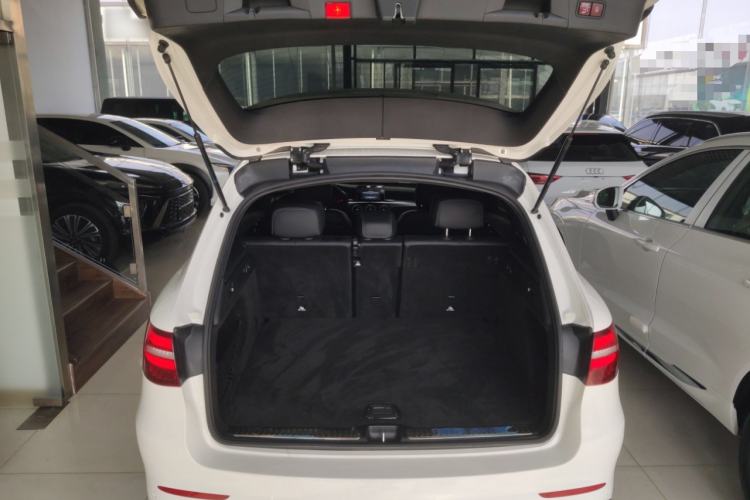 Used Mercedes-Benz GLC 2019 GLC 260 L 4MATIC Dynamic Model