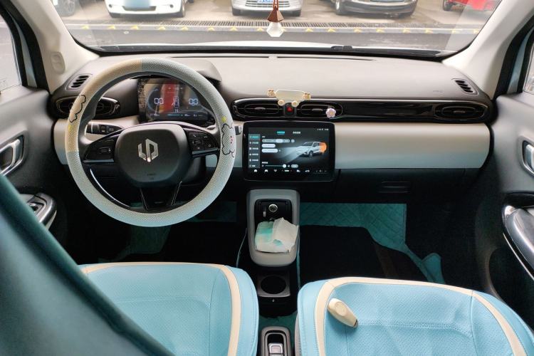 Used Leapmotor T03 2023 310 Lite Edition Center Console