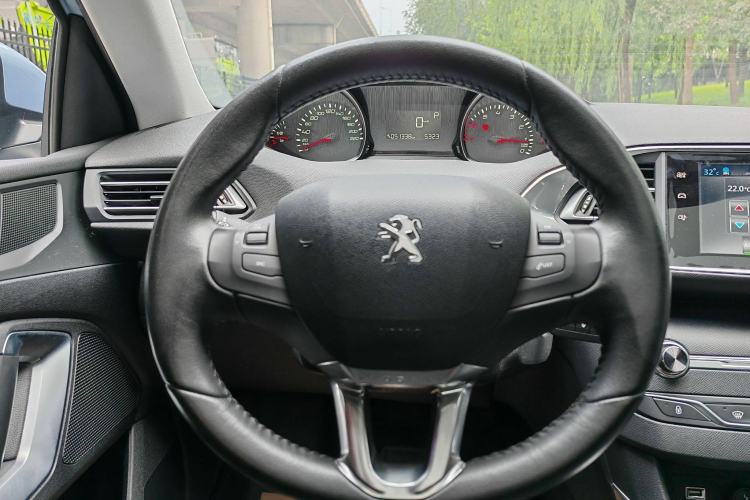 Used Peugeot 308S 2015 1.6T Automatic Jingchi Edition
