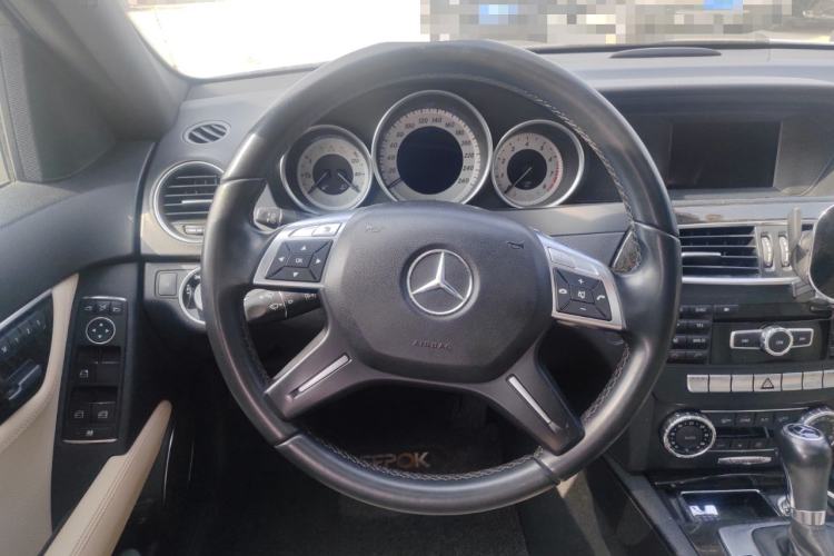 Used Mercedes-Benz C-Class 2011 C 200 CGI Fashion Model