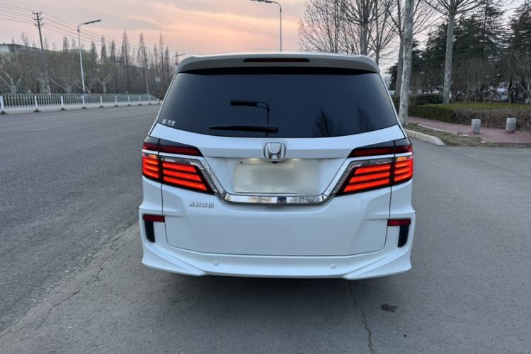 Used Honda Elysion 2016 2.4L Luxury Edition
