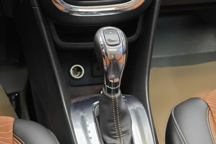 Used Buick Encore 2014 1.4T Automatic Two-Wheel Drive Urban Leading Model
