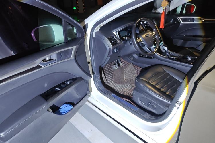 Used Ford Mondeo 2013 2.0L GTDi 200 Fashion Edition
