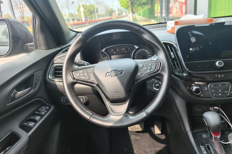 Used Chevrolet Equinox 2022 Light Hybrid 550T RS All-Wheel-Drive Smart Boundary Edition