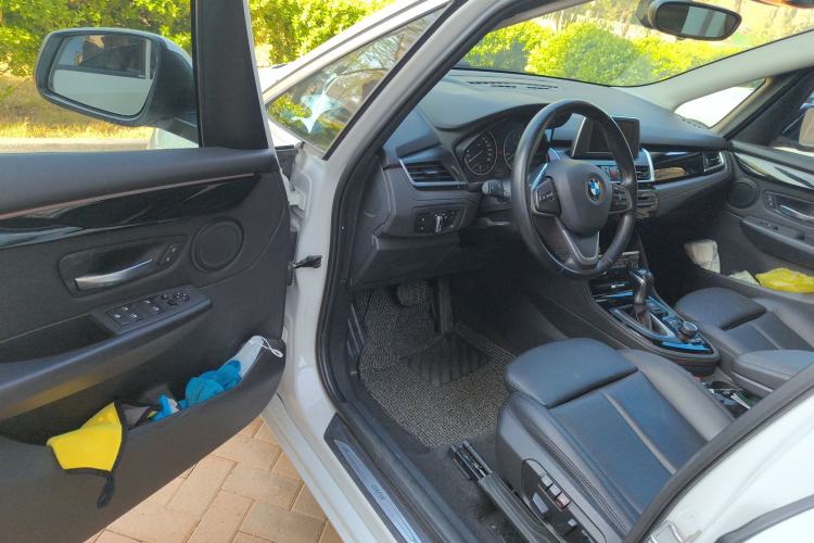 Used BMW 2 Series Active Tourer 2016 218i Sports Design Package Driver Seat