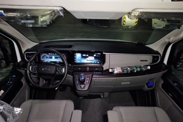 Used Ford Transit T8 2024 T8 2.3T Diesel Automatic Short Wheelbase Mid-Height 6-Seater Multi-Function Version 3/3
