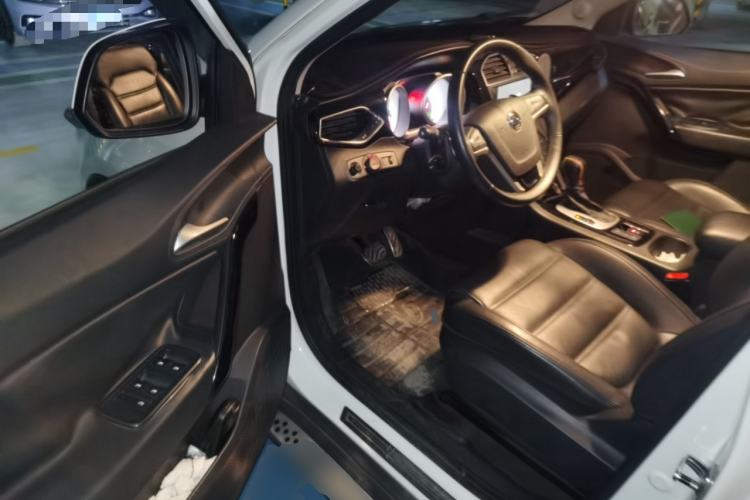 Used MG GS 2015 2.0TGI TST Four-Wheel Drive Flagship Edition Driver Seat