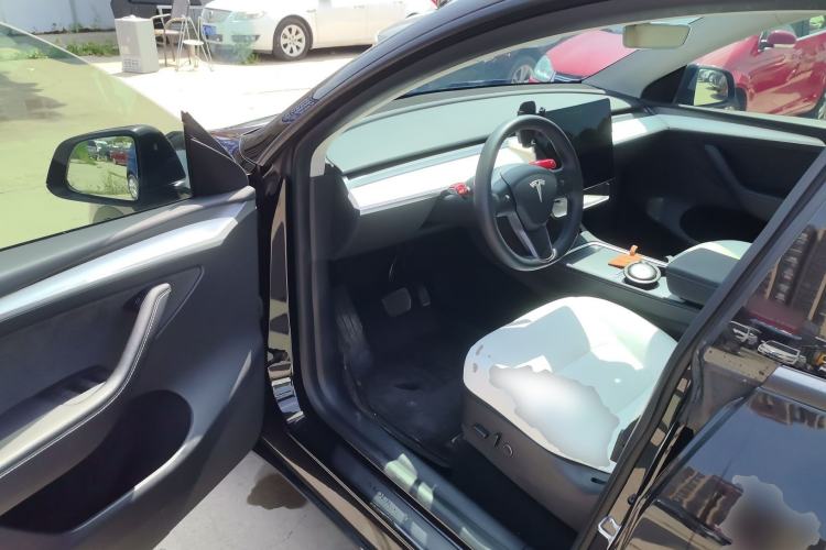 Used Tesla Model Y 2021 Standard Range Rear-Wheel Drive Version