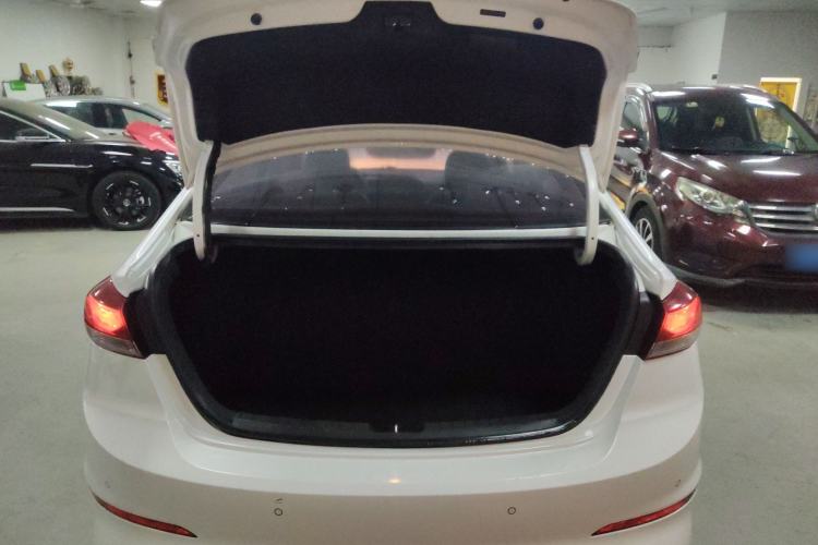 Used Hyundai Elantra (6th Generation / Lingdong) 2016 1.4T Dual-Clutch Xuan Dong · Dynamic Version
