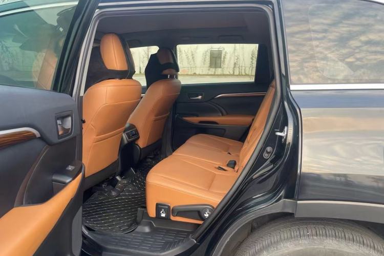 Used Toyota Highlander 2020 2.0T Four-Wheel Drive Millionth Anniversary Edition 7 Seats
