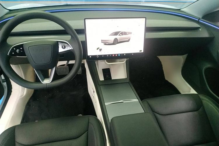 Used Tesla Model 3 2025 Rear-Wheel-Drive Version