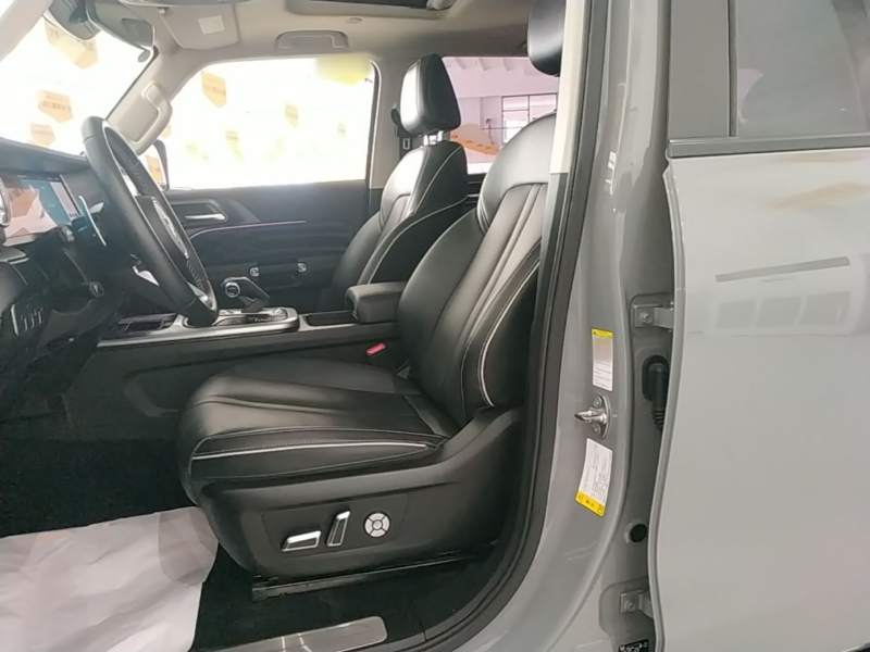 Used Tank 300 2021 City Edition 2.0T—Truly Stylish — 14