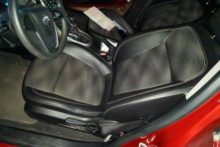 Used Buick GT 2013 XT 1.6L Automatic Fashion Edition Left Front Seat