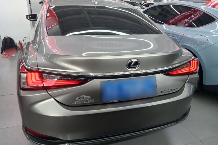 Used Lexus ES 2021 200 Excellence Edition