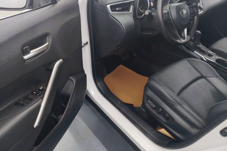 Used Toyota FRONTLANDER 2022 2.0L CVT Luxury PLUS Edition
