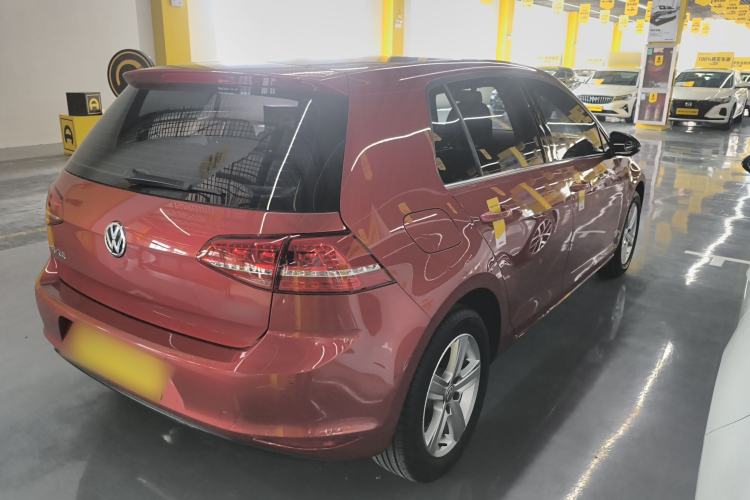 Used Volkswagen Golf 2015 1.6L Automatic Comfort Model
