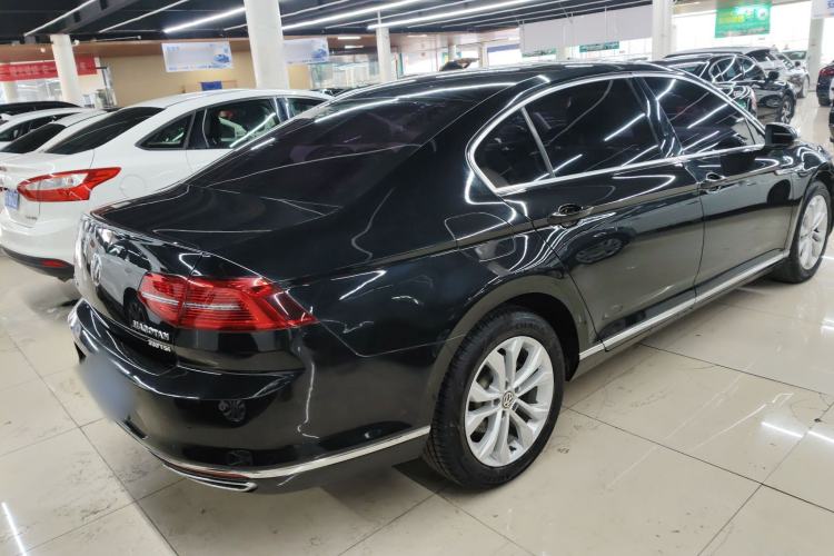 Used Volkswagen Magotan 2017 330TSI DSG Luxury Model