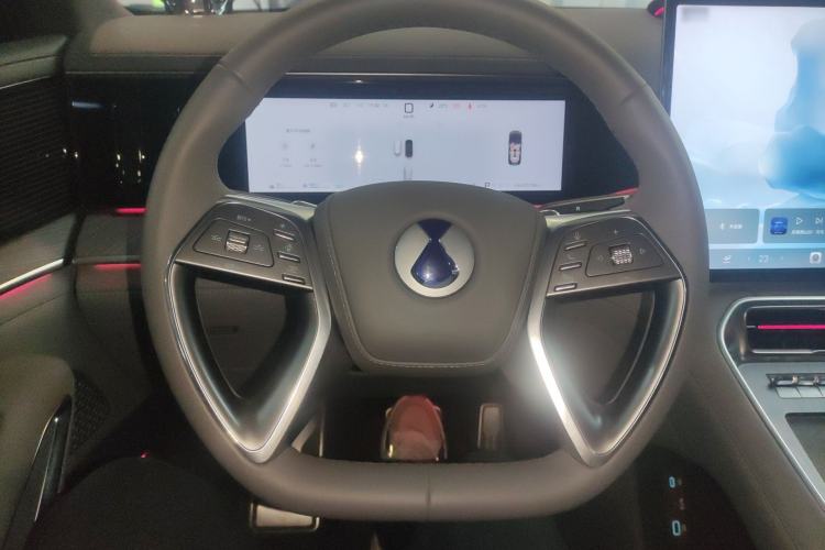 Used Denza N9 2025 Flagship Model