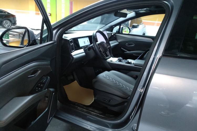 Used BYD Song L DM-i 2025 Intelligent Driving Version 160 km Excellence Edition Left Front Seat