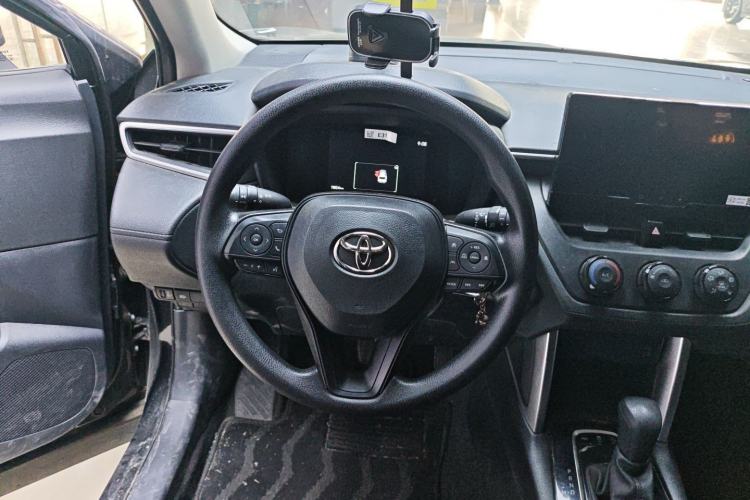 Used Toyota Corolla Cross 2023 2.0L Pioneer Edition Steering Wheel