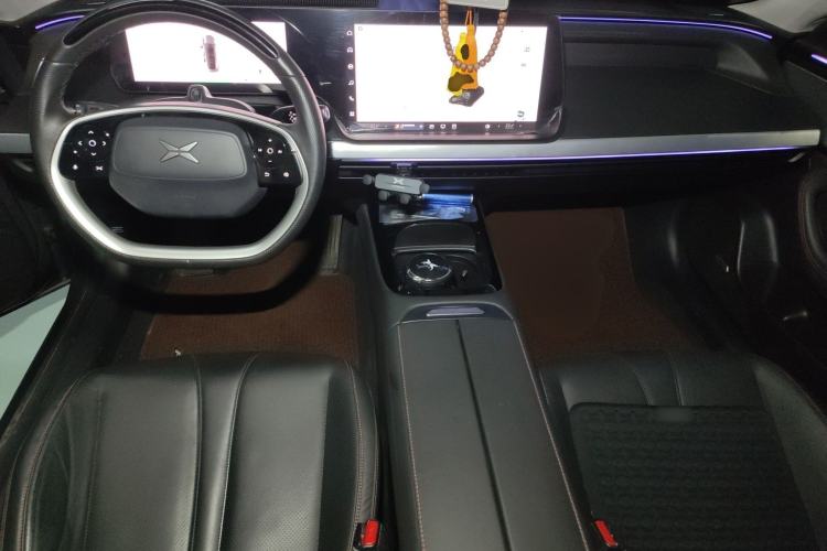 Used XPeng P7 2021 480N Center Console