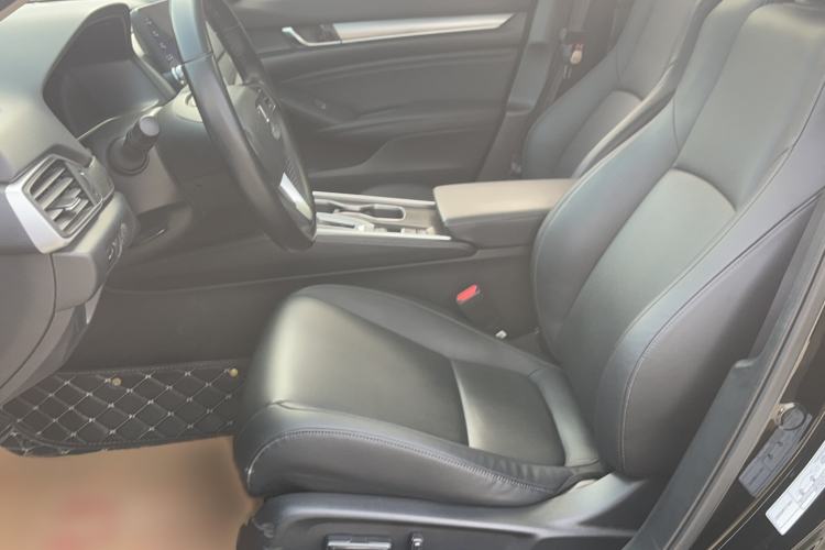 Used Honda Accord 2018 260TURBO Elite Edition China VI Left Front Seat